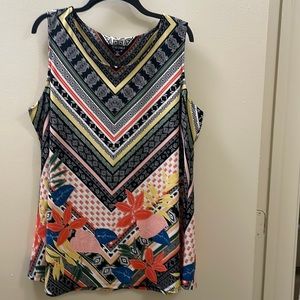 2X sleeveless beautiful color blouse